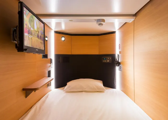 Sauna&Capsule Hotel Rumor Plaza