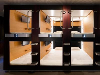 Hotel a capsule Sauna & Capsule Rumor Plaza
